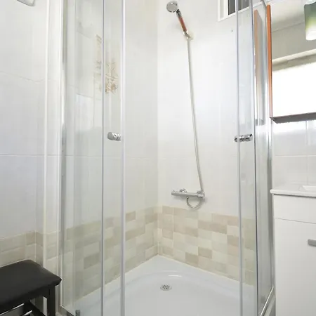 Con Terraza En El Entorno De