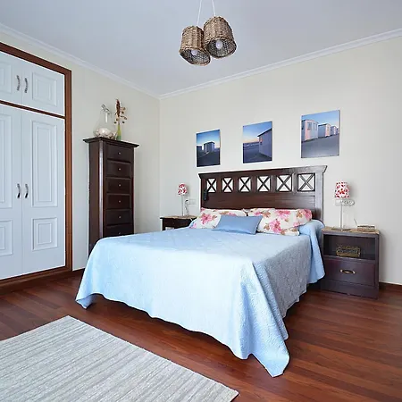 Lägenhet Con Terraza En El Entorno De *